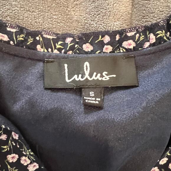 Lulus Navy Blue Flowered Dress Size Small Preloved - Picture 11 of 14